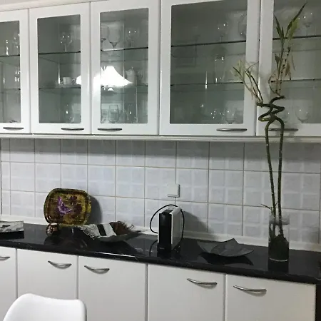 Apartment Elena's *